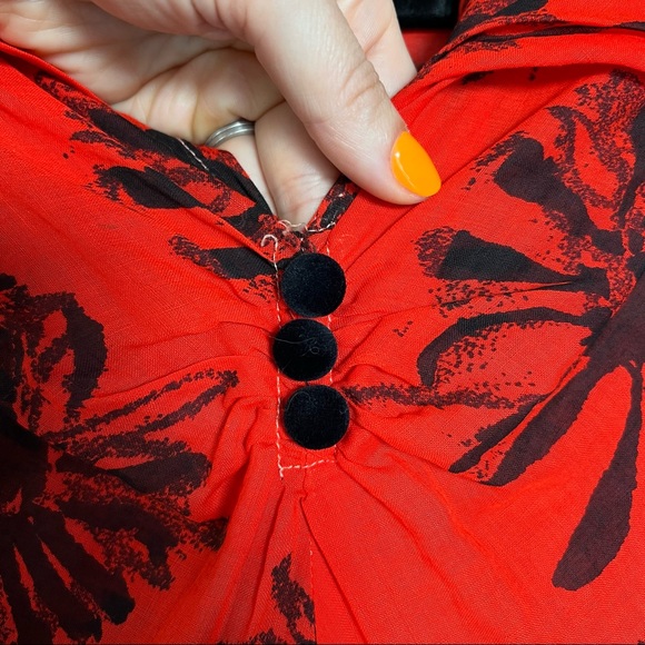 Vintage 1940s semi-sheer a-line red dress with allover black floral print. Small - Picture 5 of 15